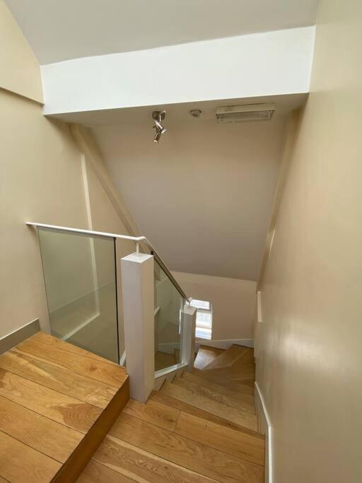 Apartament To Let In Covent Garden With Kitchen